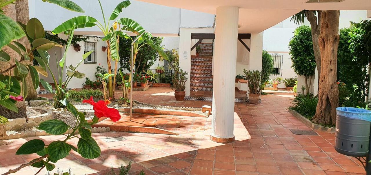 Apartamento A Pie De Playa La Barrosa Chiclana de la Frontera Εξωτερικό φωτογραφία